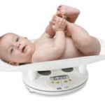 הקשר בין IQ למשקל התינוק בחודש הראשון