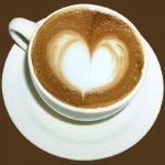 יש יתרונות בשתיית קפה